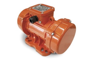 MVE 300/3 площадочный вибратор OLI